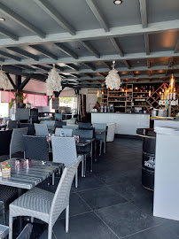 Atmosphère du Restaurant L'Horizon à Saint-Palais-sur-Mer - n°2