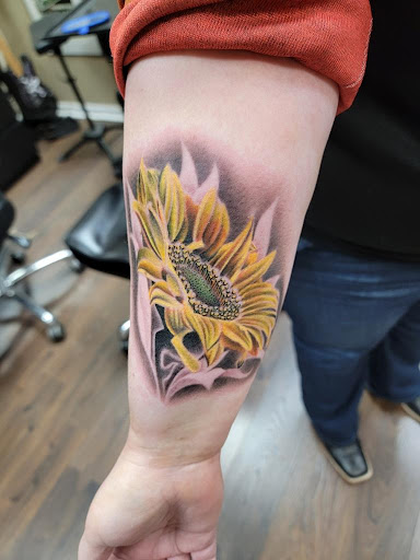 Explore weight loss tattoo ideas, creative tattoo ideas in Bridgeview, available at MarcD Up Tattoo & Piercing Studio