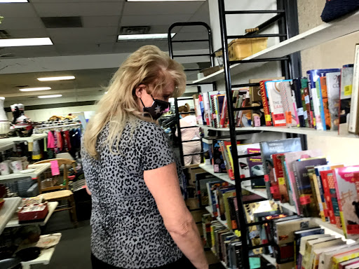 Thrift Store «Angel View Resale Store - Bermuda Dunes», reviews and photos, 77898 Country Club Dr # 91, Palm Desert, CA 92211, USA