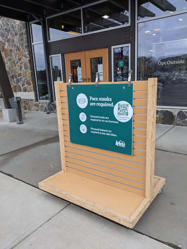 Camping Store «REI», reviews and photos, 22 Chapel View Blvd, Cranston, RI 02920, USA