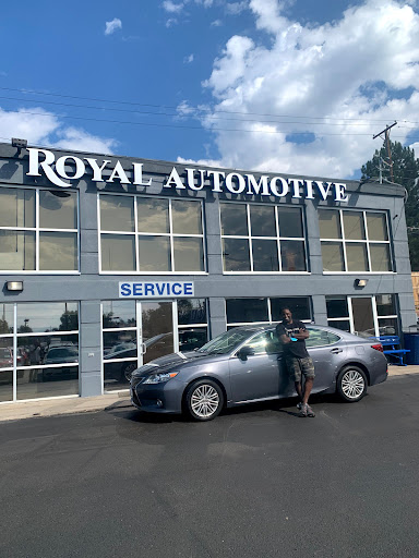 Used Car Dealer «Royal Automotive», reviews and photos, 3232 S Broadway, Englewood, CO 80113, USA