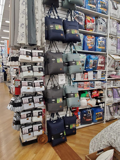 Department Store «Bed Bath & Beyond», reviews and photos, 1121 NJ-34, Aberdeen Township, NJ 07747, USA