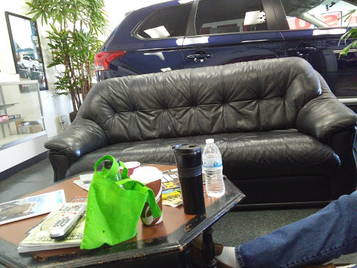 Mitsubishi Dealer «San Rafael Mitsubishi», reviews and photos, 807 Francisco Blvd E, San Rafael, CA 94901, USA