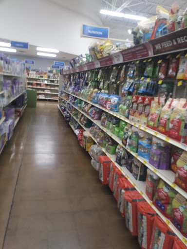 Pet Supply Store «PetSmart», reviews and photos, 160 Wadsworth Blvd, Lakewood, CO 80226, USA