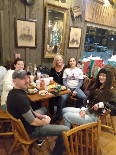 American Restaurant «Cracker Barrel Old Country Store», reviews and photos, 1005 Candleview Lane, Crawfordsville, IN 47933, USA