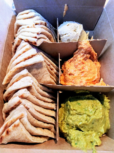 Salad Shop «MAD Greens - Dana Park Village Shops», reviews and photos, 1940 S Val Vista Dr #101, Mesa, AZ 85204, USA