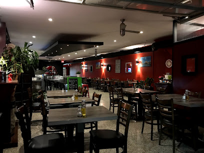 Salto Restaurant & Bar - 1138 Davenport Rd, Toronto, ON M6G 2C6, Canada
