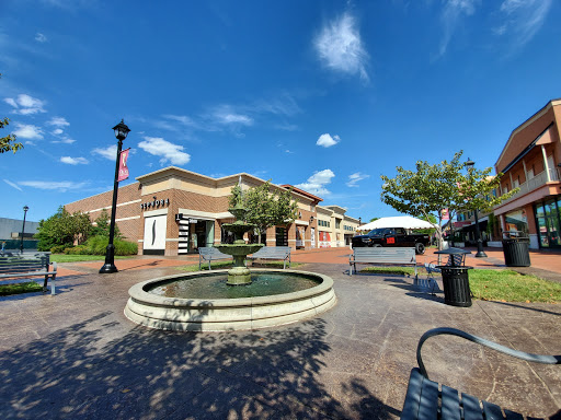 Cosmetics Store «SEPHORA», reviews and photos, 1 Towne Centre Blvd #2800, Fredericksburg, VA 22407, USA