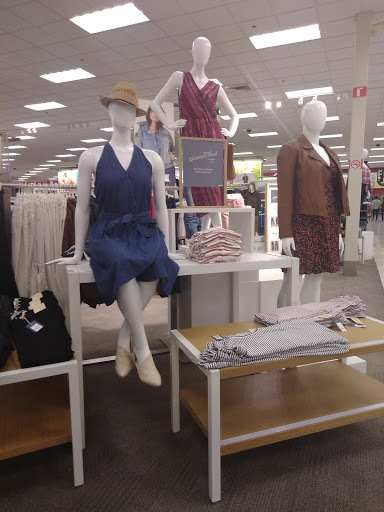 Department Store «Target», reviews and photos, 850 W North Ave, Melrose Park, IL 60160, USA