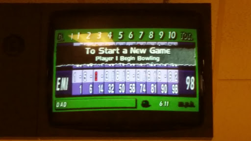 Sports Bar «Crown Lanes Bowling Center & Sports Bar», reviews and photos, 2325 S Federal Blvd, Denver, CO 80219, USA