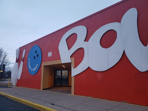 Bowling Alley «Strikes & Spares Entertainment Center», reviews and photos, 5419 N. Grape Rd., Mishawaka, IN 46545, USA