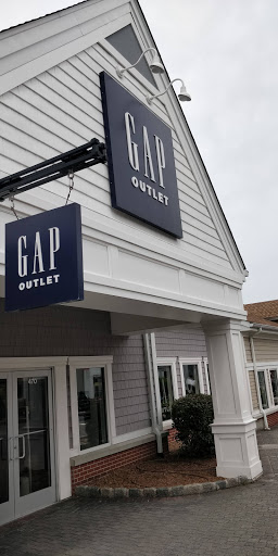 Clothing Store «Gap Outlet», reviews and photos, 470 Evergreen Ct, Central Valley, NY 10917, USA