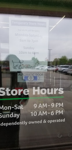 Pet Supply Store «Pet Supplies Plus», reviews and photos, 13360 W 87th St Pkwy, Lenexa, KS 66215, USA