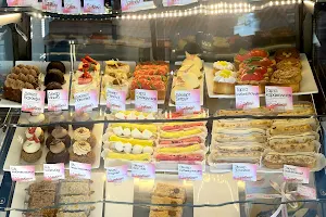 Кондитерский цех Cakes.by торты на заказ image