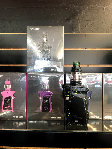 Tobacco Shop «Seaside Smoke and Vape shop», reviews and photos, 575 S Roosevelt Dr b, Seaside, OR 97138, USA