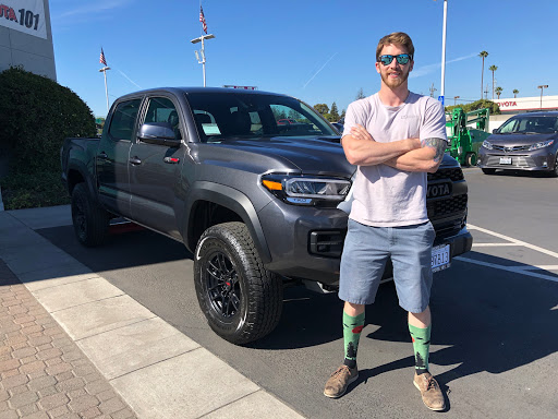 Toyota Dealer «Toyota 101», reviews and photos, 525 E Bayshore Rd, Redwood City, CA 94063, USA