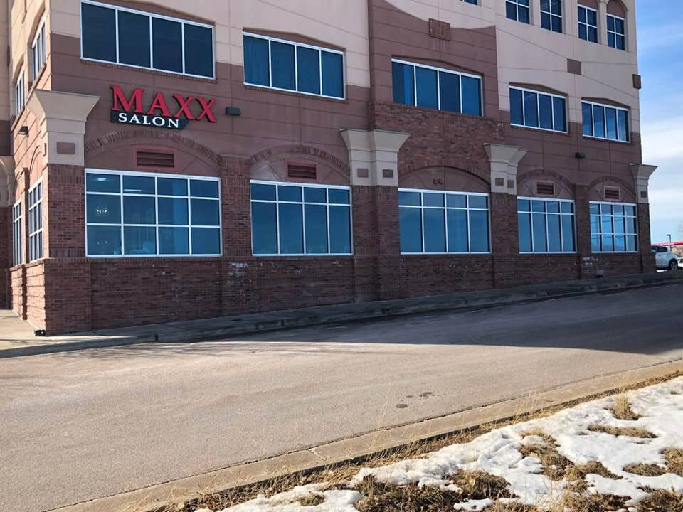 MAXX SALON SUITES 80124