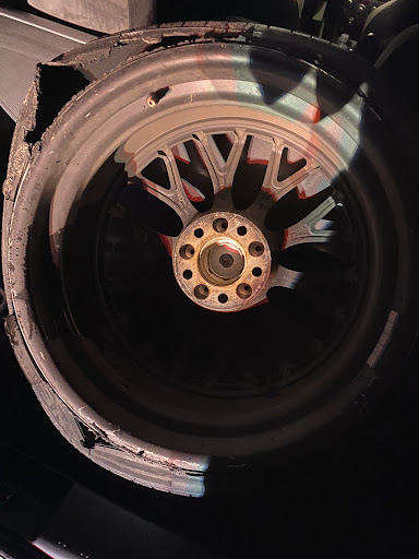 Tire Shop «Walmart Tires & Auto Parts», reviews and photos, 540 7th Ave, Longview, WA 98632, USA