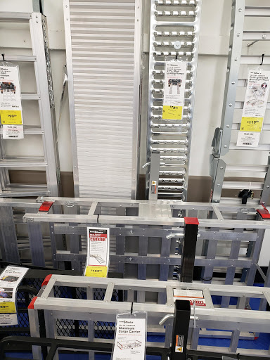 Shopping Mall «Hampton Plaza Shopping Center», reviews and photos, 4033 W Mercury Blvd, Hampton, VA 23666, USA