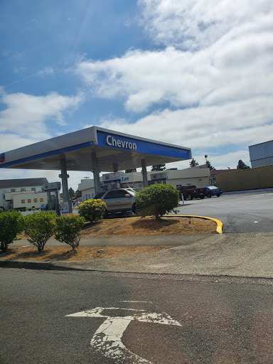 Chevron, 1772 S 72nd St, Tacoma, WA 98408, USA, 