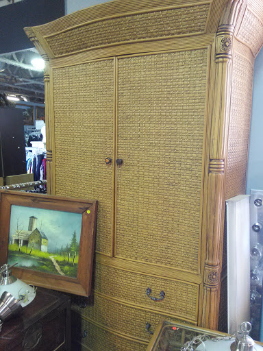 Thrift Store «Hidden Treasures Thrift Store», reviews and photos, 2200 NW 9th Ave, Wilton Manors, FL 33311, USA