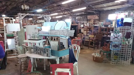 BAW Resale and Interiors, LLC Beaumont Antique Warehouse