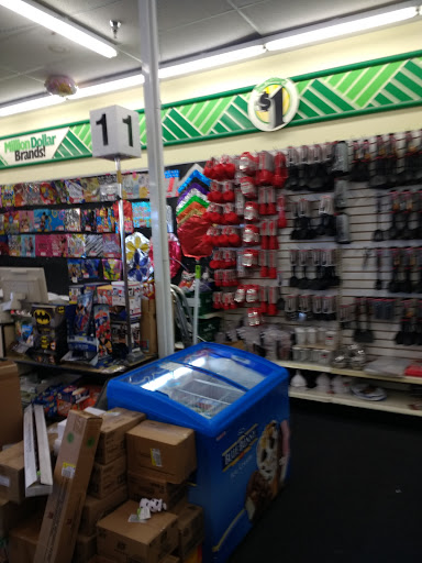 Dollar Store «Dollar Tree», reviews and photos, 32311 John R Rd, Madison Heights, MI 48071, USA