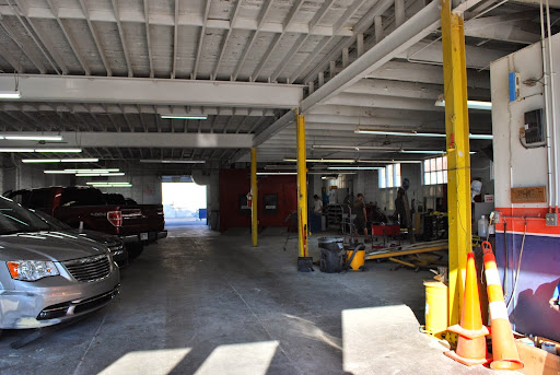 Auto Body Shop «Top Shot Paint Repair LLC», reviews and photos, 423 St Francis S, Wichita, KS 67202, USA