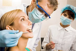 Studio Odontoiatrico CAMATTINI Dr. FEDERICO - Dentista La Spezia image