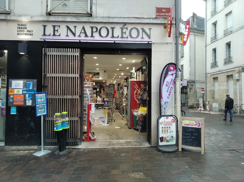 Le Napoléon à Tours (Indre-et-Loire 37)