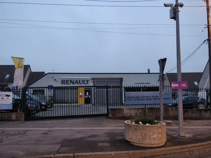 Renault à Louvres (Val-d'Oise 95)