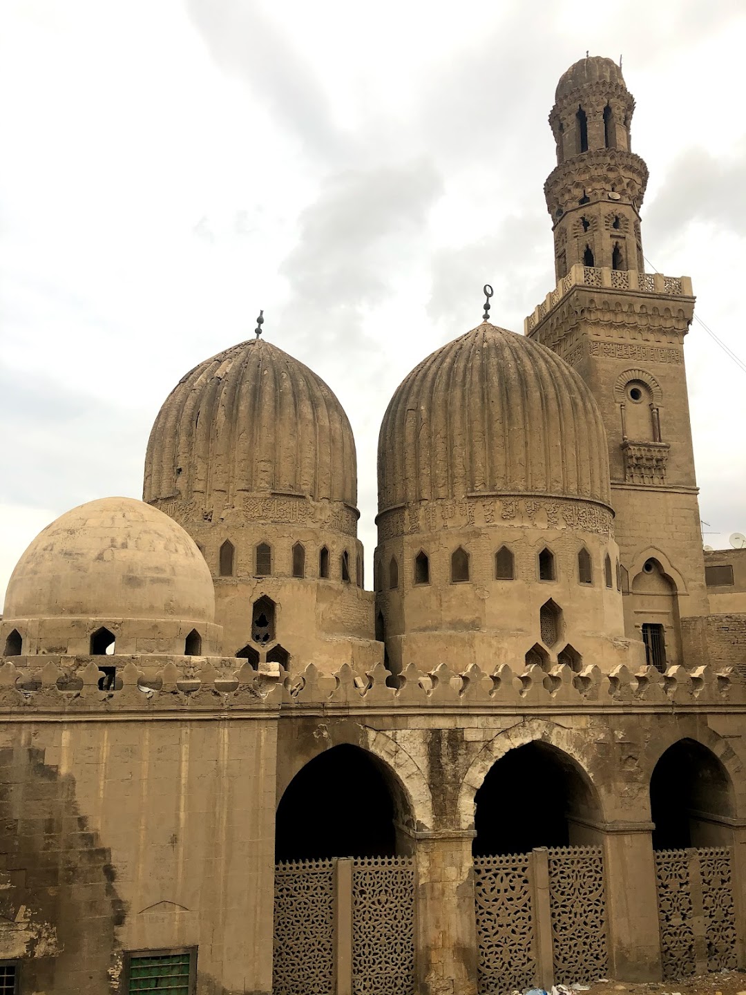 مسجد ومدرسة سنجر الجاولي