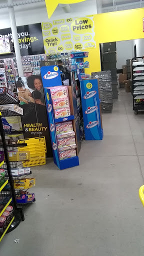 Discount Store «Dollar General», reviews and photos, 102 N Main St, Bridgeville, DE 19933, USA