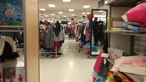 Department Store «Marshalls», reviews and photos, 11239 Ventura Blvd, Studio City, CA 91604, USA