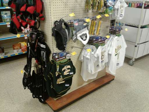 Pet Supply Store «PetSmart», reviews and photos, 1621 E Monte Vista Ave b, Vacaville, CA 95688, USA
