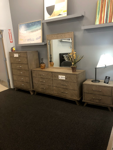 Furniture Rental Service «CORT Furniture Rental & Clearance Center», reviews and photos, 1905 New Hope Church Rd, Raleigh, NC 27609, USA