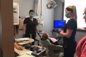 Dental Assistant School Grand Rapids image