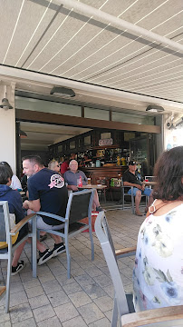 Atmosphère du Café Café Le Gambetta à La Tremblade - n°3