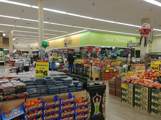Grocery Store «Jewel-Osco», reviews and photos, 119 S Randall Rd, Batavia, IL 60510, USA