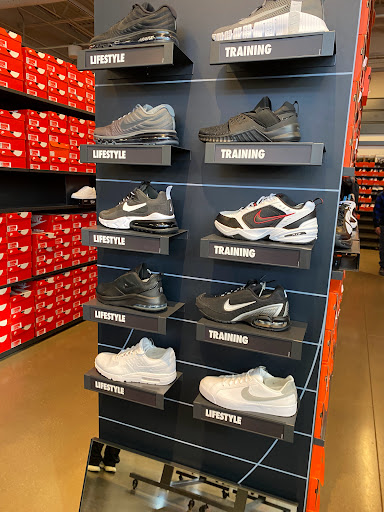 Clothing Store «Nike Factory Store», reviews and photos, 2910 W Loop 289 #805, Lubbock, TX 79407, USA