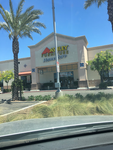 Furniture Store «Ashley HomeStore», reviews and photos, 7502 N Blackstone Ave, Fresno, CA 93720, USA