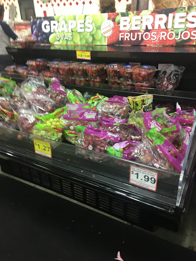 Grocery Store «El Super», reviews and photos, 14620 Parthenia St, Panorama City, CA 91402, USA