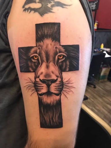 Explore fast tattoo ideas, creative tattoo ideas in Jonesboro, available at Gallery Of Ink Tattoo Shop