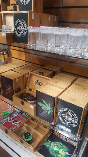 Tobacco Shop «Tobacco Crush», reviews and photos, 1160 E Ontario Ave #102, Corona, CA 92881, USA