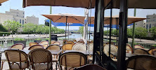 Atmosphère du Restaurant Eau Canal à Pantin - n°1