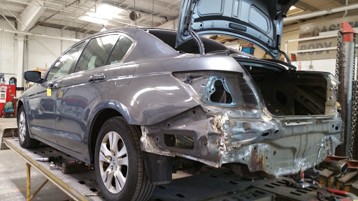 Auto Glass Shop «Casten Body Shop», reviews and photos, 230 Oakwood Rd, Lake Zurich, IL 60047, USA