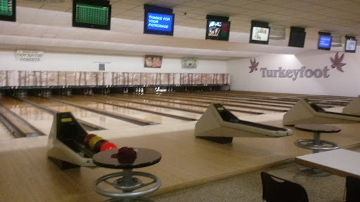 Bowling Alley «Turkeyfoot Lanes», reviews and photos, 3911 S Main St, Akron, OH 44319, USA