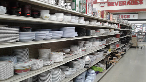 Grocery Store «R-N Market», reviews and photos, 6670 N Cedar Ave, Fresno, CA 93710, USA