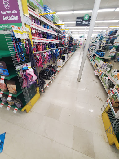 Pet Supply Store «Pet Supplies Plus», reviews and photos, 471 Boston Post Rd, Orange, CT 06477, USA