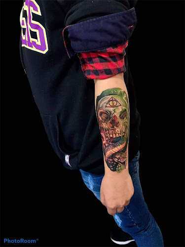 Leon tattoo - Quevedo